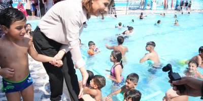 Başkan Tekin ''Kanallarda değil havuzlarda yüzelim ki yürekler yanmasın''