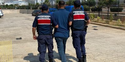 Adana'da uzun süredir aranan 2 hükümlü yakalandı
