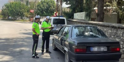 Firari hükümlüler şok uygulamada yakalandı