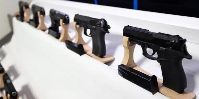 Sarıçam polisi 18 silah ele geçirdi, aranan 37 şahsı yakaladı