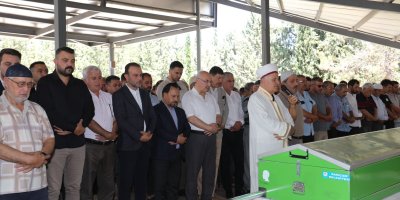 Sarıçam Belediye Başkanı Bilal Uludağ'ın ablası defnedildi