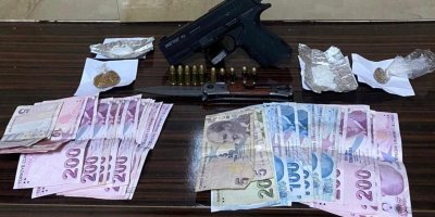 Uyuşturucu partisine polis baskını: 5 gözaltı