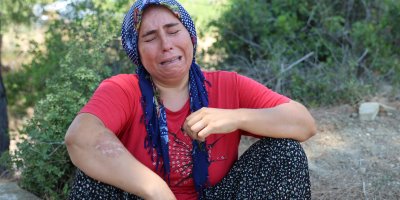 Evi yanan ailenin feryadı yürekleri dağladı, yangını gözyaşları ile izlediler