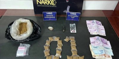 Adana'da 2 torbacı tutuklandı