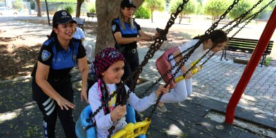 Polisten, çocuklara 'Oyun bağımlılığı' uyarısı