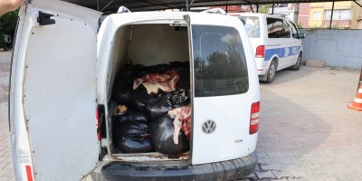 1.5 ton at ve eşek eti yakalatan şahıstan şok savunma