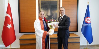 ATÜ'de rektörlük devir-teslim töreni gerçekleştirildi