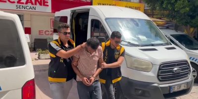 Uyuşturucu ticaretinden 10 yıl hapis cezası olan hükümlü parkta yakalandı