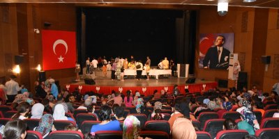 Başkan Kadir Aydar'dan Eğitime Büyük Destek: Bin Öğrenciye Kırtasiye Yardımı