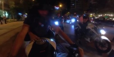 Polislere kendisini unutturarak çevirmeden kaçtı, o anları sosyal medyasında paylaştı