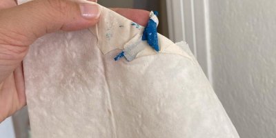 BİM'den aldığı yufkadan erimiş plastik çıktı