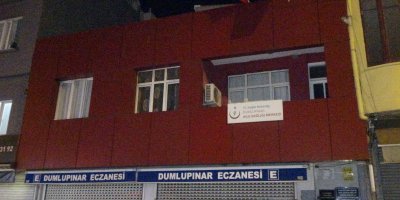 Kendisini muayene eden doktoru "elektrikli çaydanlık" ile dövdü