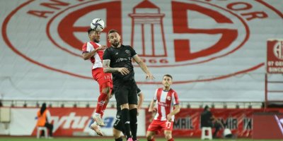 İşte Antalyaspor- A. Demirspor maçının muhtemel 11’leri