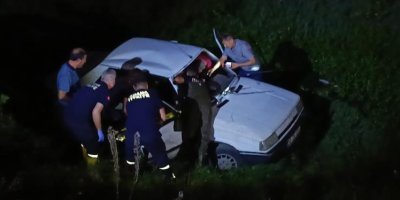 Dereye uçan otomobilde can pazarı