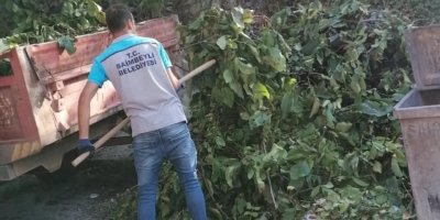 Saimbeyli’de yağmur sonrası temizlik seferberliği