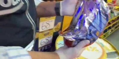 Cips içinden tabanca çıktı