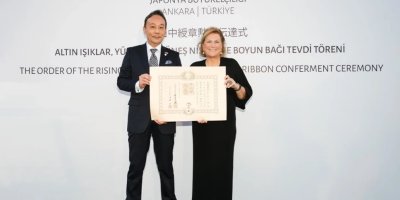 Güler Sabancı'ya köklü Japon nişanı verildi: İlk Türk kadın oldu