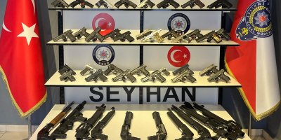 Seyhan polisi 59 silah ele geçirdi