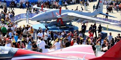 Selçuk Bayraktar: "Eski dünya ölüyor"