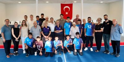 Adana Huzurevinde Dünya Yaşlılar Günü Coşkuyla Kutlandı