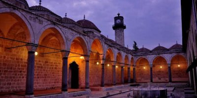 İp, Balta Ve Mınare Parası