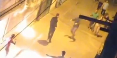 Babasının evine sığınan eşine dehşeti yaşattı