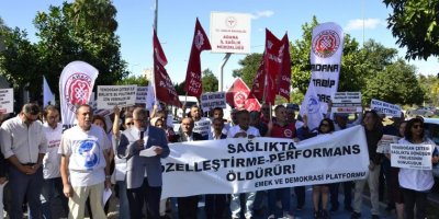 Adana'da ''Yenidoğan Çetesine'' tepki için toplandılar
