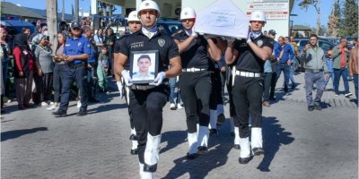 İstanbul'da hayatını kaybeden komiser Adana'da toprağa verildi