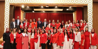 Yüreğir’in Minik Öğrencileri 29 Ekim’i Coşkuyla Kutladı