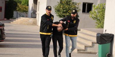 'Baykuş gözü' dövmesi kuyumcuyu vurup soyan şüpheliyi yakalattı