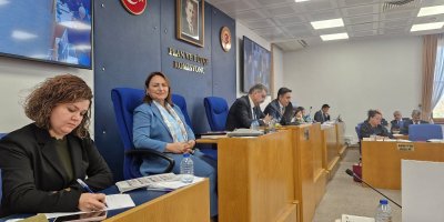 "Fabrikalar kapanıyor, esnaf, KOBİ borç batağında, iflaslar, konkordatolar artıyor"