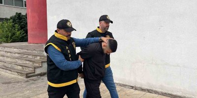 Polislere küfür edip sosyal medyadan "Erkekseniz beni alın" diyen kişi tutuklandı