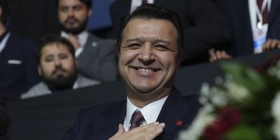 Saadet Partisi'nin yeni Genel Başkanı Mahmut Arıkan oldu.