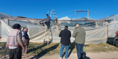 Kozan'da şiddetli rüzgar sonrası hasar tespit çalışması