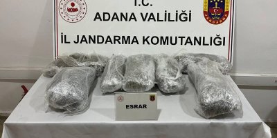 Otomobilde 6 kilogram uyuşturucu ele geçirildi