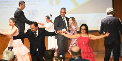 Sarıçam Belediyesi'nden "Farkımı Fark Et, Benimle Dans Et 4" etkinliği