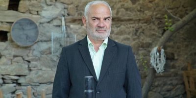 Adanalı Sanatçı veda ediyor