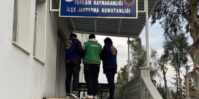 Adana’da aranan 2 şahıs yakalandı