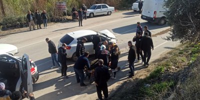 Kozan’da trafik kazası: 2 yaralı