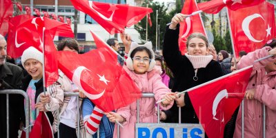 Adana'da 103. yıl coşkusu