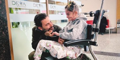 Kelebek hastası Emel'e doktorunun yazdığı şiir duygulandırdı