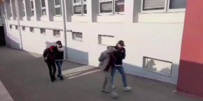 Poşette uyuşturucu yakalattı, "Fıstık sanıyordum" savunması yaptı