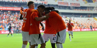 Adanaspor çalışmalarını tamamladı