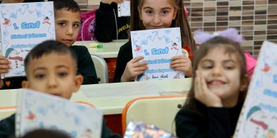 Adana'da 521 bin 929 öğrenci karne sevinci yaşadı