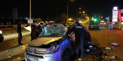 Adana'da feci kaza... Ters yöne girdi, karşıdan gelen araçla çarpıştı: 1 ölü, 2 yaralı
