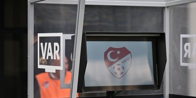 Adana Demirspor - Fenerbahçe maçının yabancı VAR hakemi belli oldu
