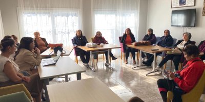 Çukurova’da kadınlara Aile İçi İletişim semineri