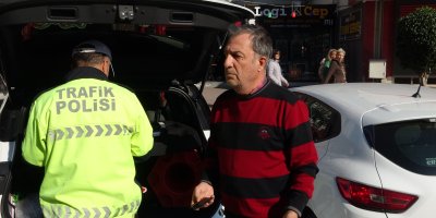 Yayaya yol vermedi ceza yememek için "Namazdan çıktım" savunması