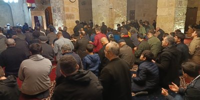 Miraç Kandili'nde tarihi Hoşkadem Cami doldu taştı