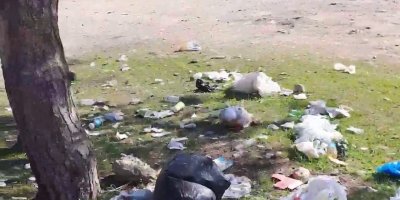 Piknikçilerden geriye çöp yığınları kaldı